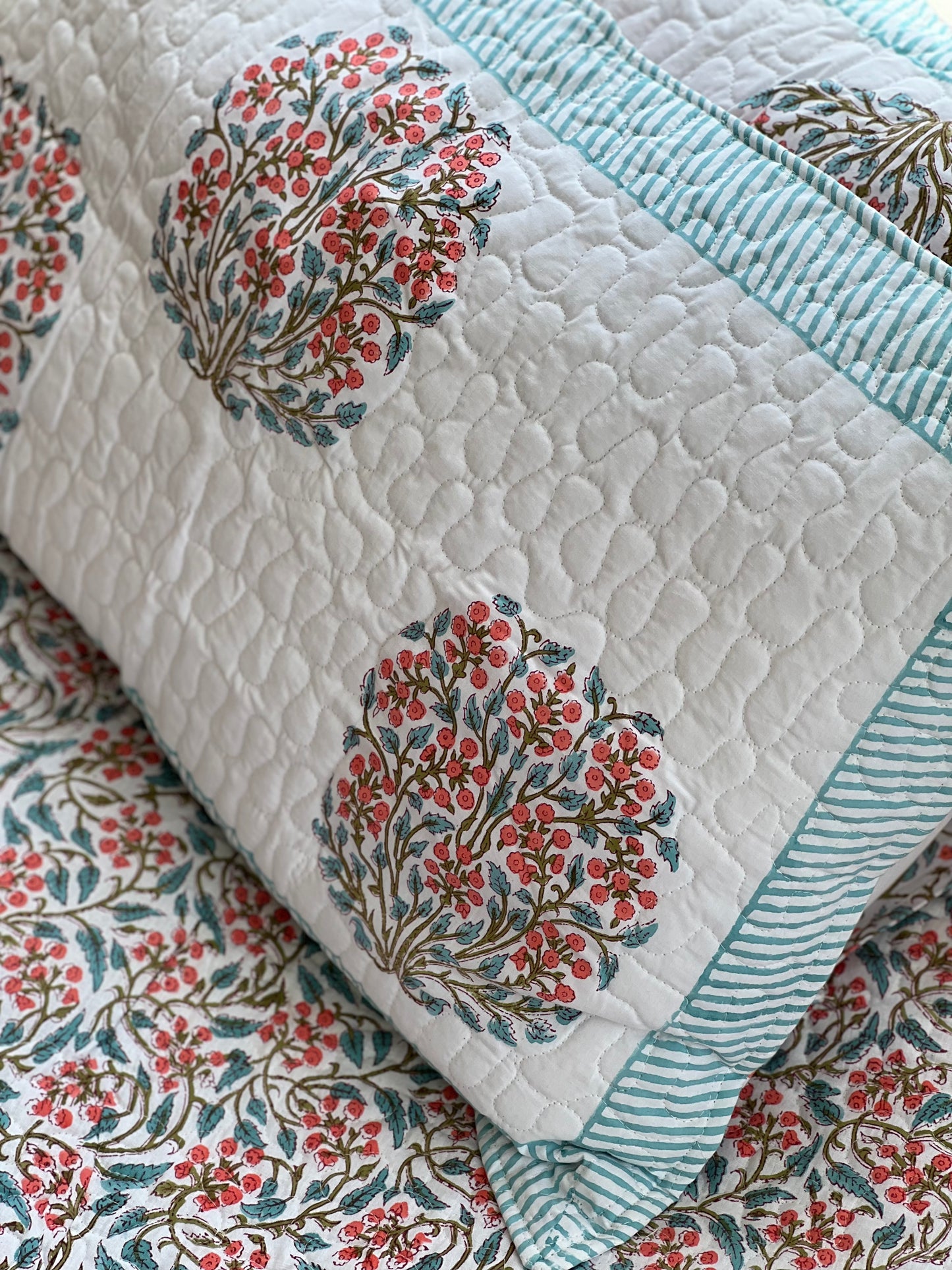 Phulwari Quilted Bed Cover